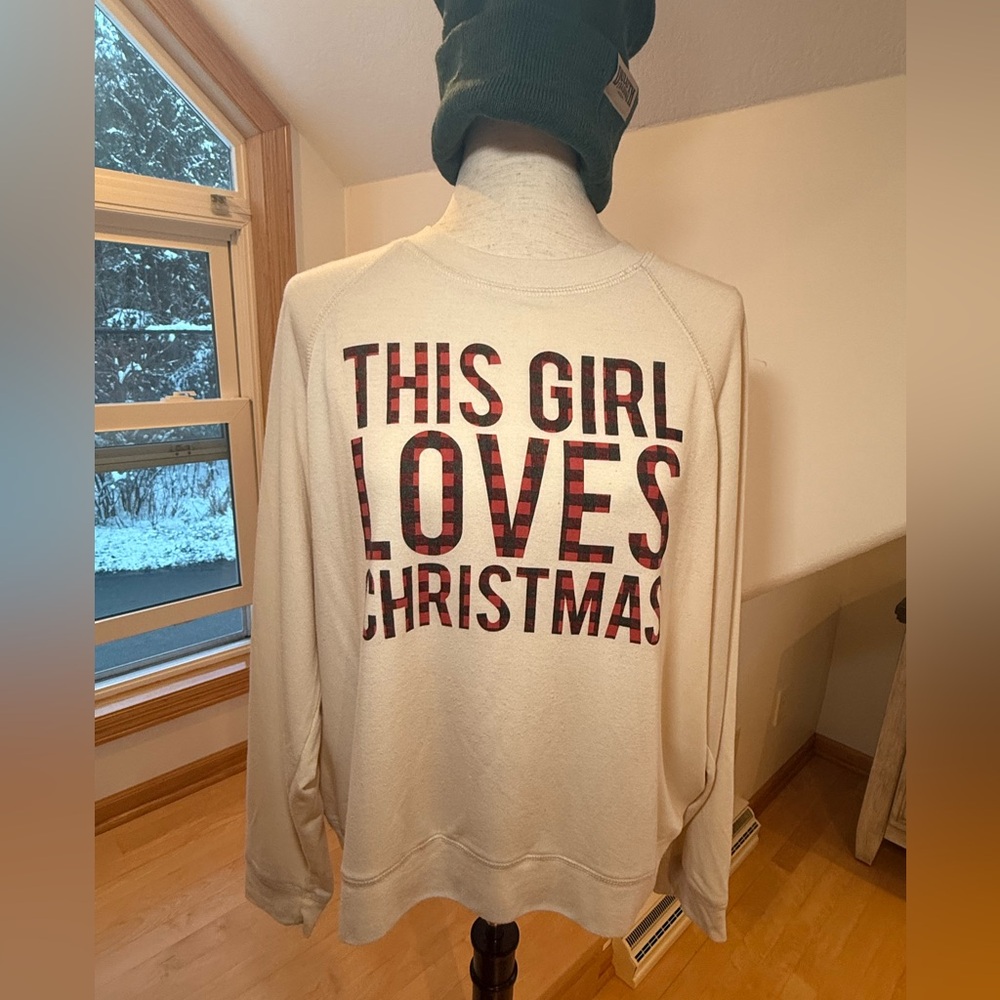Altar’d State : Christmas Sweatshirt